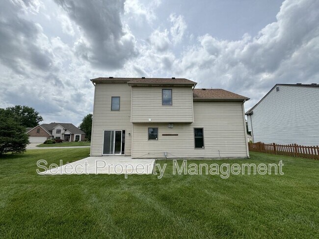 Building Photo - 627 Benderlock Way