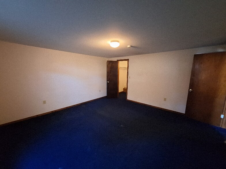 Building Photo - 1043 Columbia St