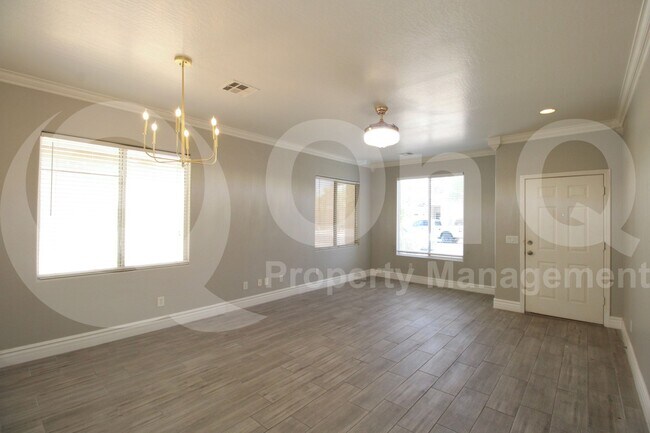 Building Photo - 44390 W McClelland Dr