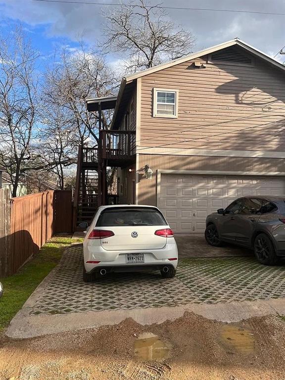 Building Photo - 2007 La Casa Dr