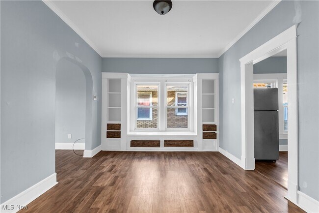 Building Photo - 1289 W 115th St