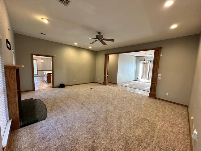 Building Photo - 1819 Duckhawk Ct