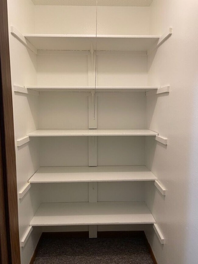 Interior Photo - Lake Park Apartments