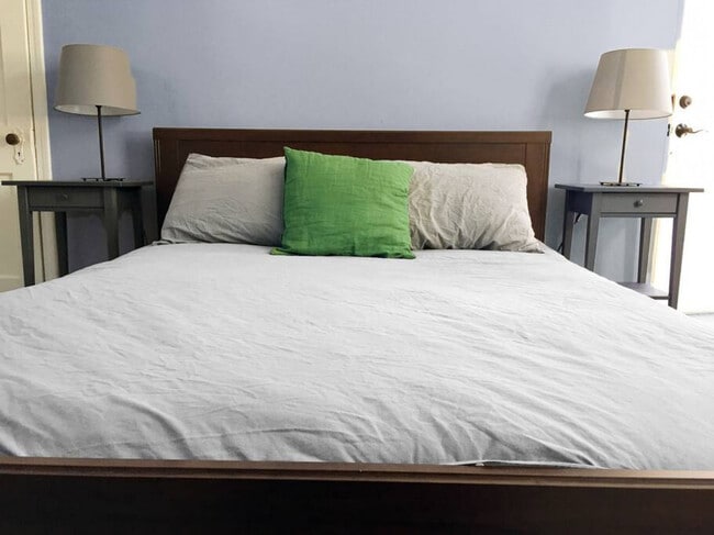 Building Photo - 1428 Sycamore St