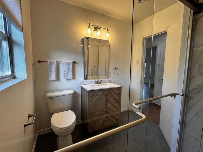 Building Photo - 6227 St Moritz Ave