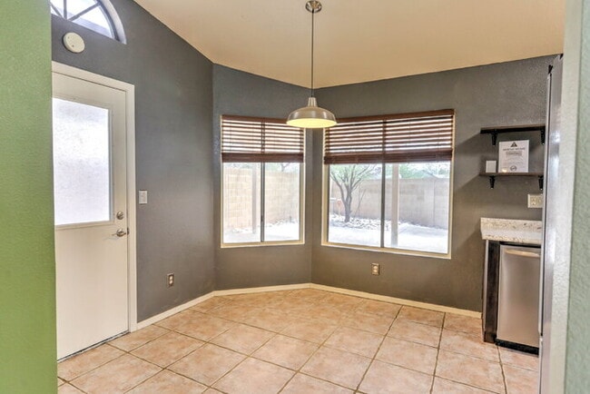 Building Photo - $1,000 Move-In Credit - Mission View off Valencia. Cardinal and Los Reales Rd