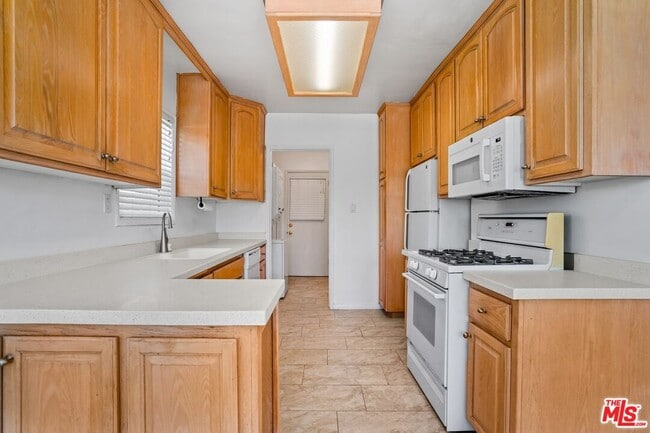 Building Photo - 1918 Prosser Ave