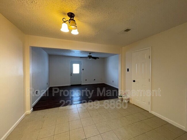 Building Photo - 14619 Forest Grove Ave