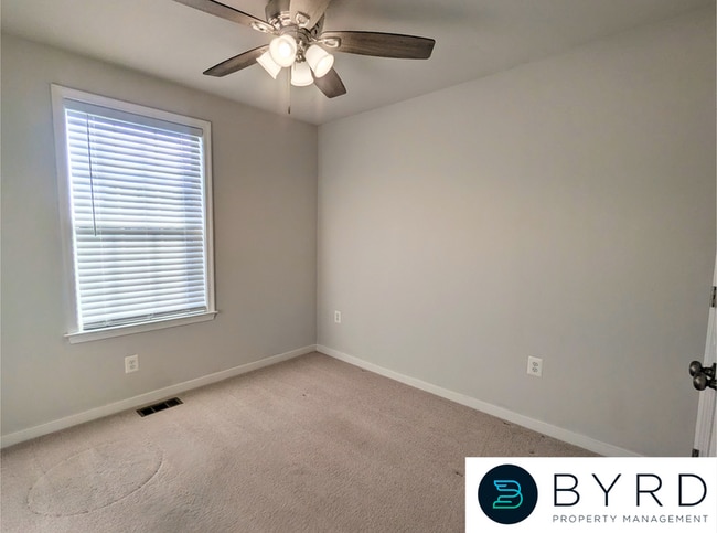 Building Photo - 1325 Claytor Ln