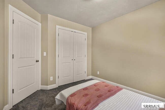 Building Photo - 1150 Hammerstone Dr