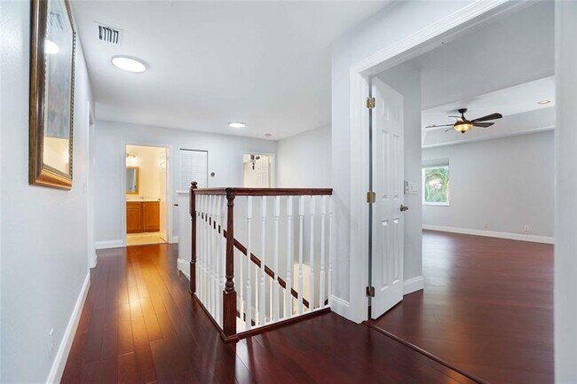 Building Photo - 1828 NW 48th Terrace