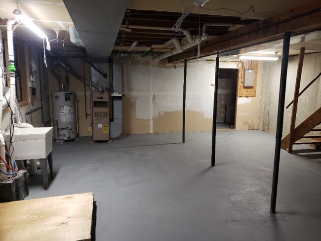 Building Photo - 1333 Pierce Ave