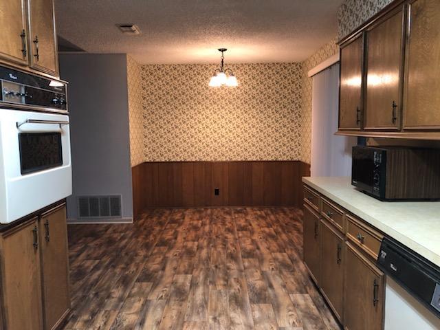 Building Photo - 309 Woodhaven Dr