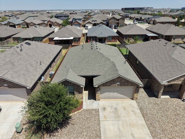 Building Photo - 6408 Hall of Fame Blvd