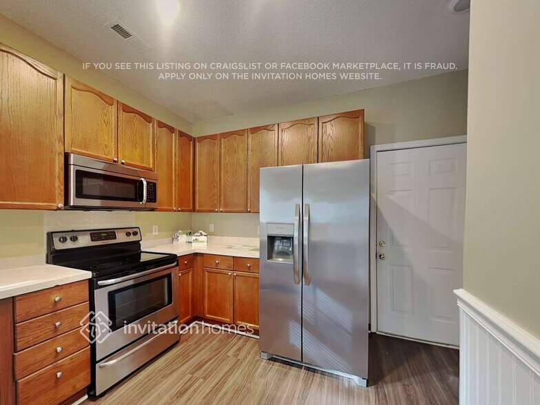Building Photo - 3715 Sedgewick St SW