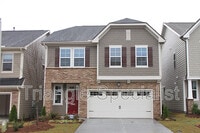 Building Photo - 215 Begen St