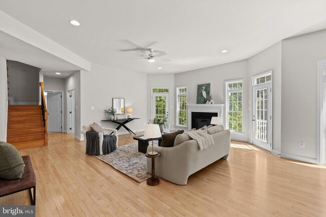 Building Photo - 9724 Centennial Meadows Ln