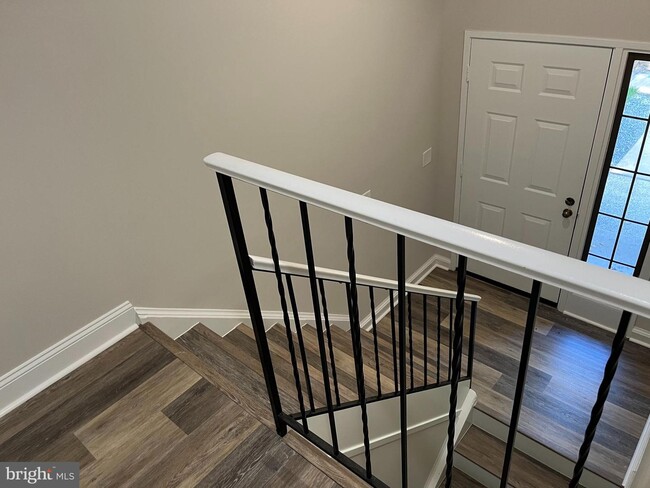 Building Photo - 2016 Headlands Cir