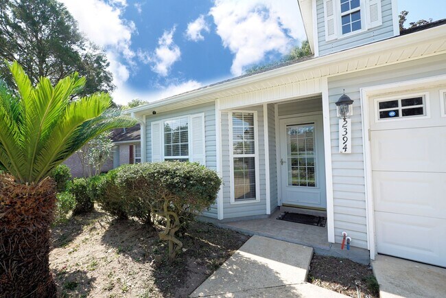 Building Photo - Great Location in Fort Walton Beach
