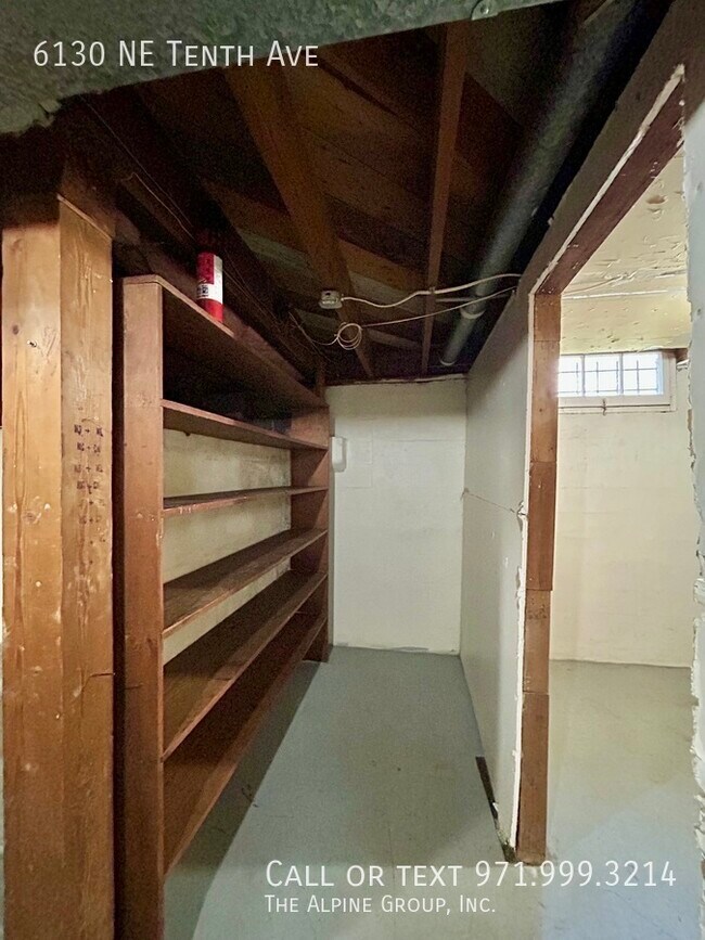 Building Photo - 6130 NE Tenth Ave-