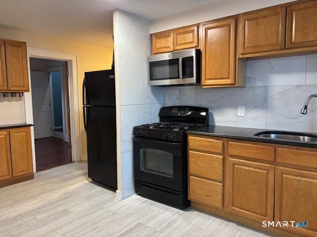 Building Photo - 96 Balsam Ave