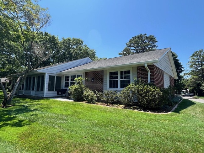 Building Photo - 126 Exmore Ct