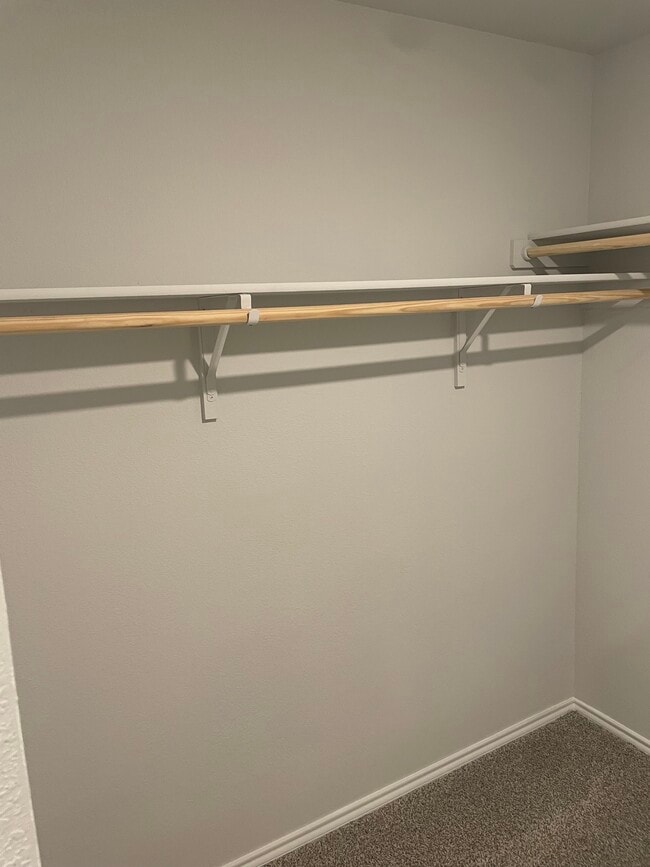 Building Photo - 1009 Cedar Trail