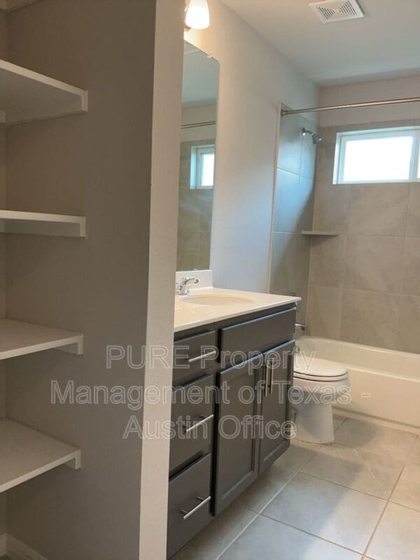 Building Photo - 3200 College Park Dr