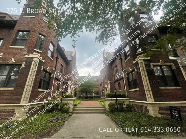 Building Photo - Broadway Apartments