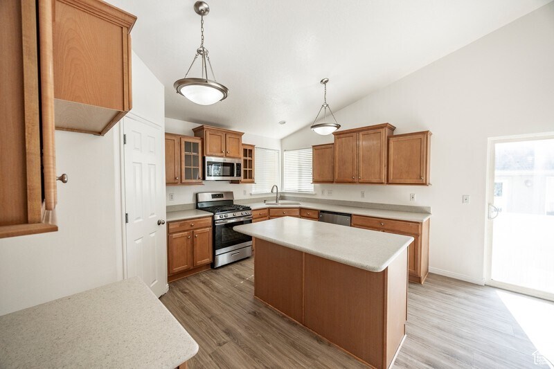Building Photo - 3615 W Plymouth Rock Cv