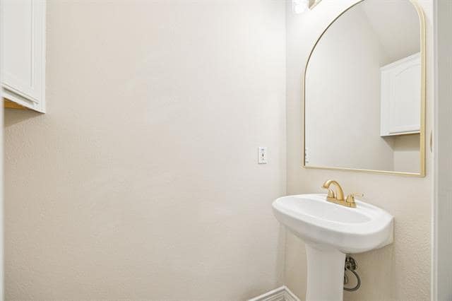 Building Photo - 6743 Pistoia Dr