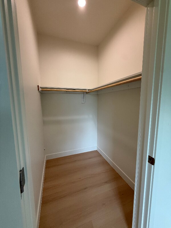 Building Photo - 10157 Swinton Ave