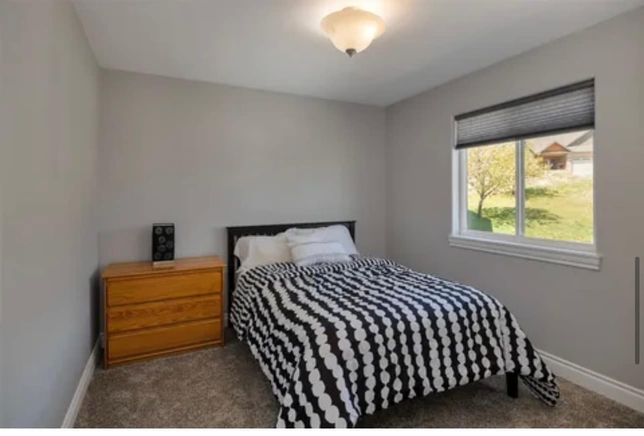 Building Photo - 3030 Saddle Dr