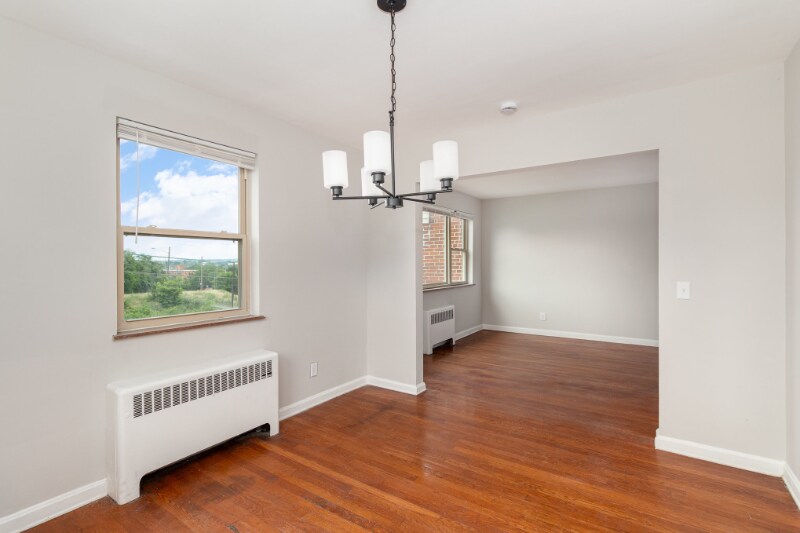 Building Photo - 1607 Asmann Ave