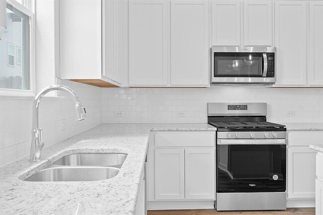 Building Photo - 8513 Wellspring Loop