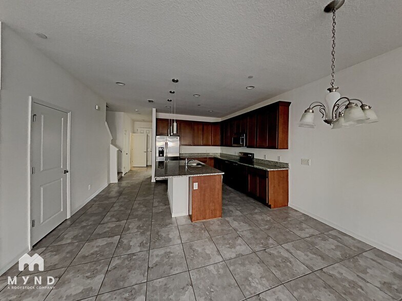 Building Photo - 10509 Spring Arbor Ln