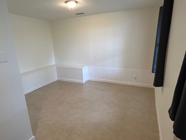 Building Photo - 4701 S 3rd Ave