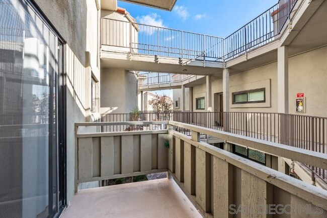Building Photo - 5170 Clairemont Mesa Blvd