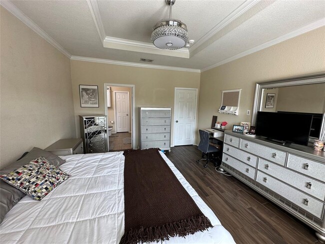 Building Photo - 755 Hoot Owl Ln S