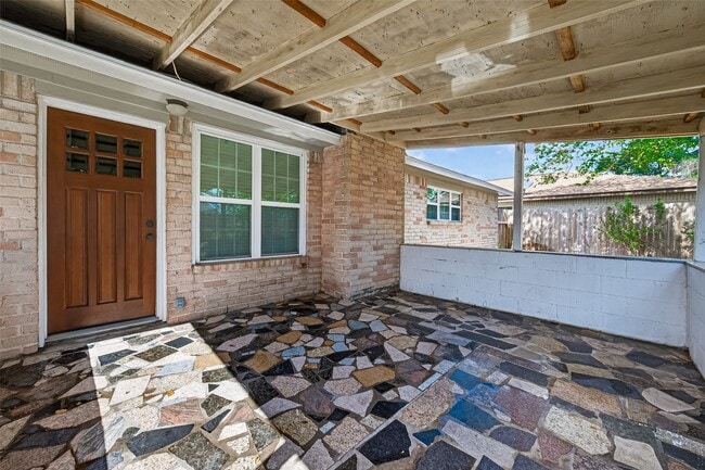 Building Photo - 7414 Breccia Dr