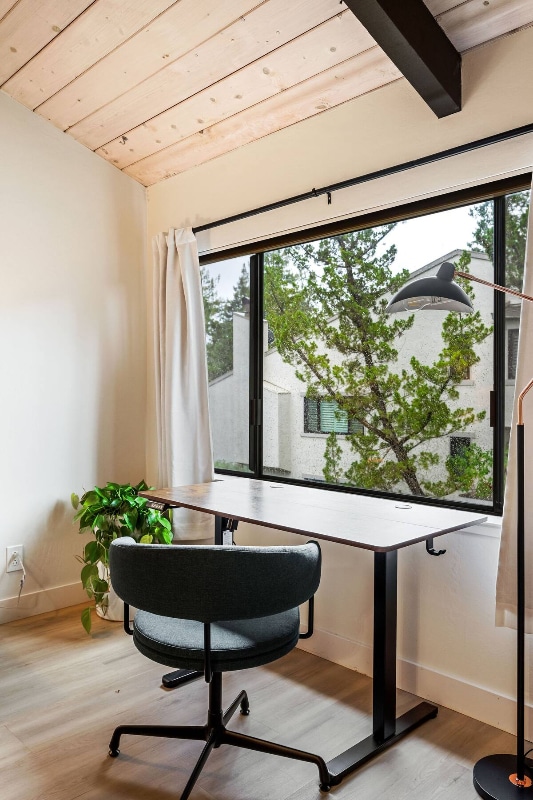 Building Photo - 140 Sand Hill Cir