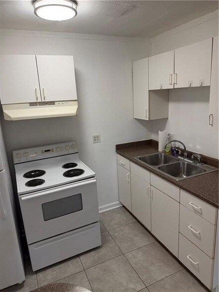 Building Photo - 200 Houma Blvd