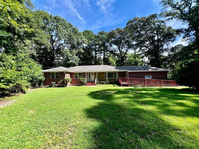 Primary Photo - STUNNING home with fully finished BASEMENT!!!