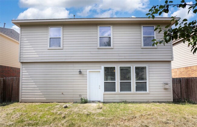 Building Photo - 2306 Stiller Ridge Way