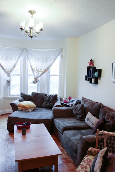 Building Photo - 23 Union Ave