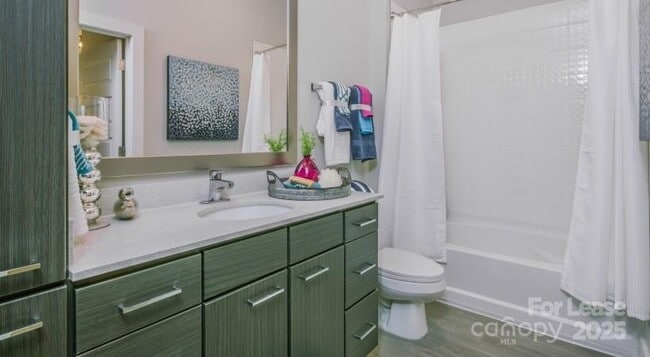 Building Photo - 606 Nc Music Factory Boulevard