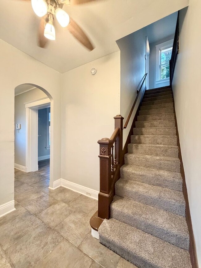 Building Photo - 3648 Brooks Ave