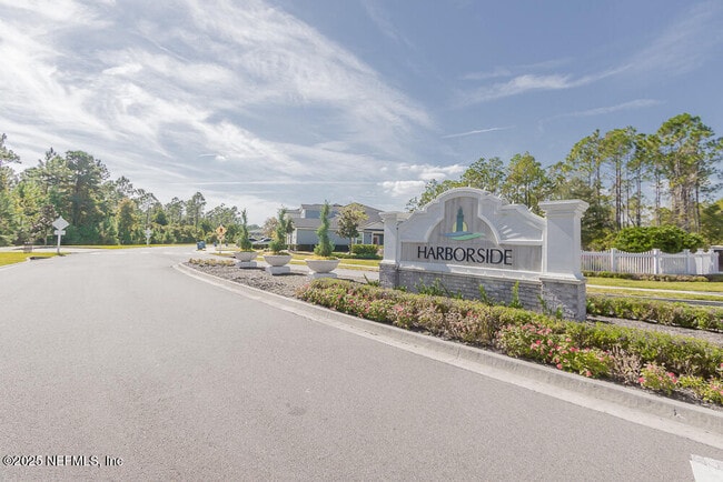 Building Photo - 360 Charlie Way