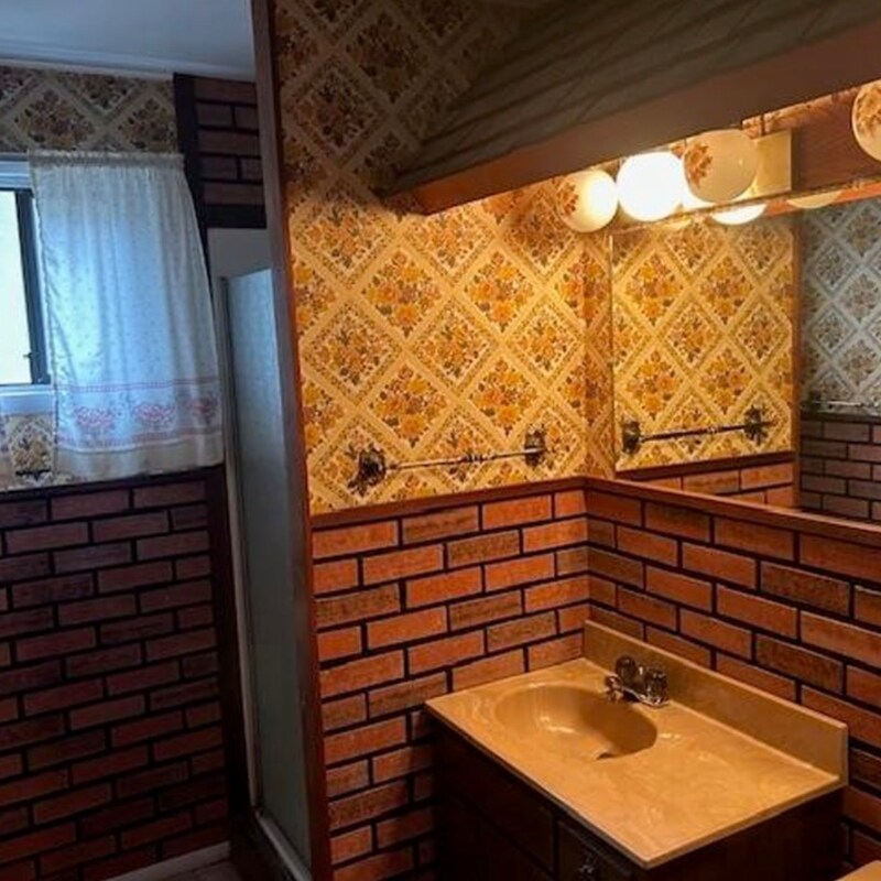 Building Photo - 109 N Washington Dr