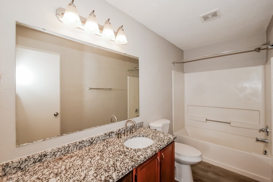 Building Photo - 4362 Fullwood Ct